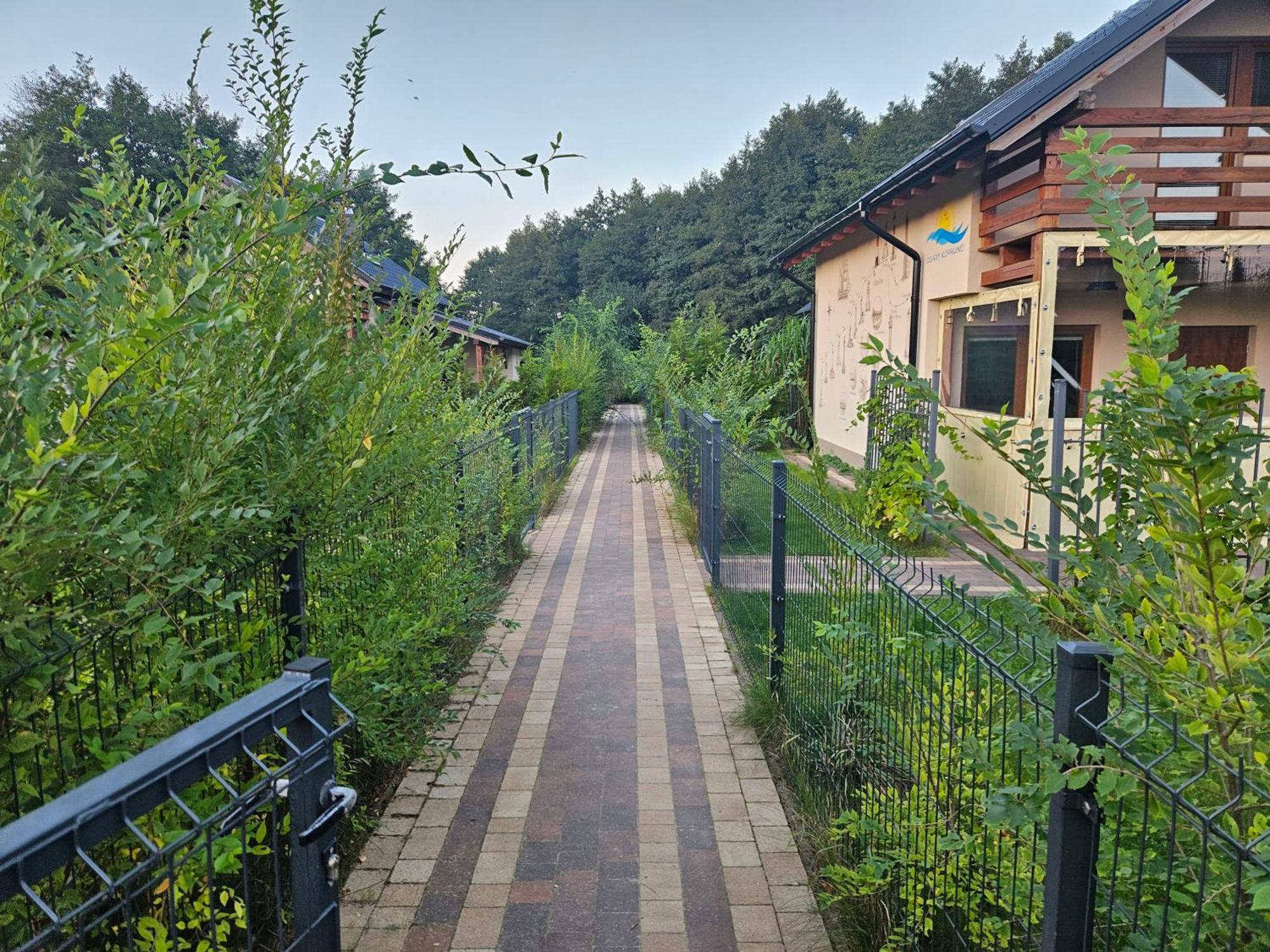 Osada Cztery Pory Roku - Dom Jesien Villa Kopalino Exterior photo