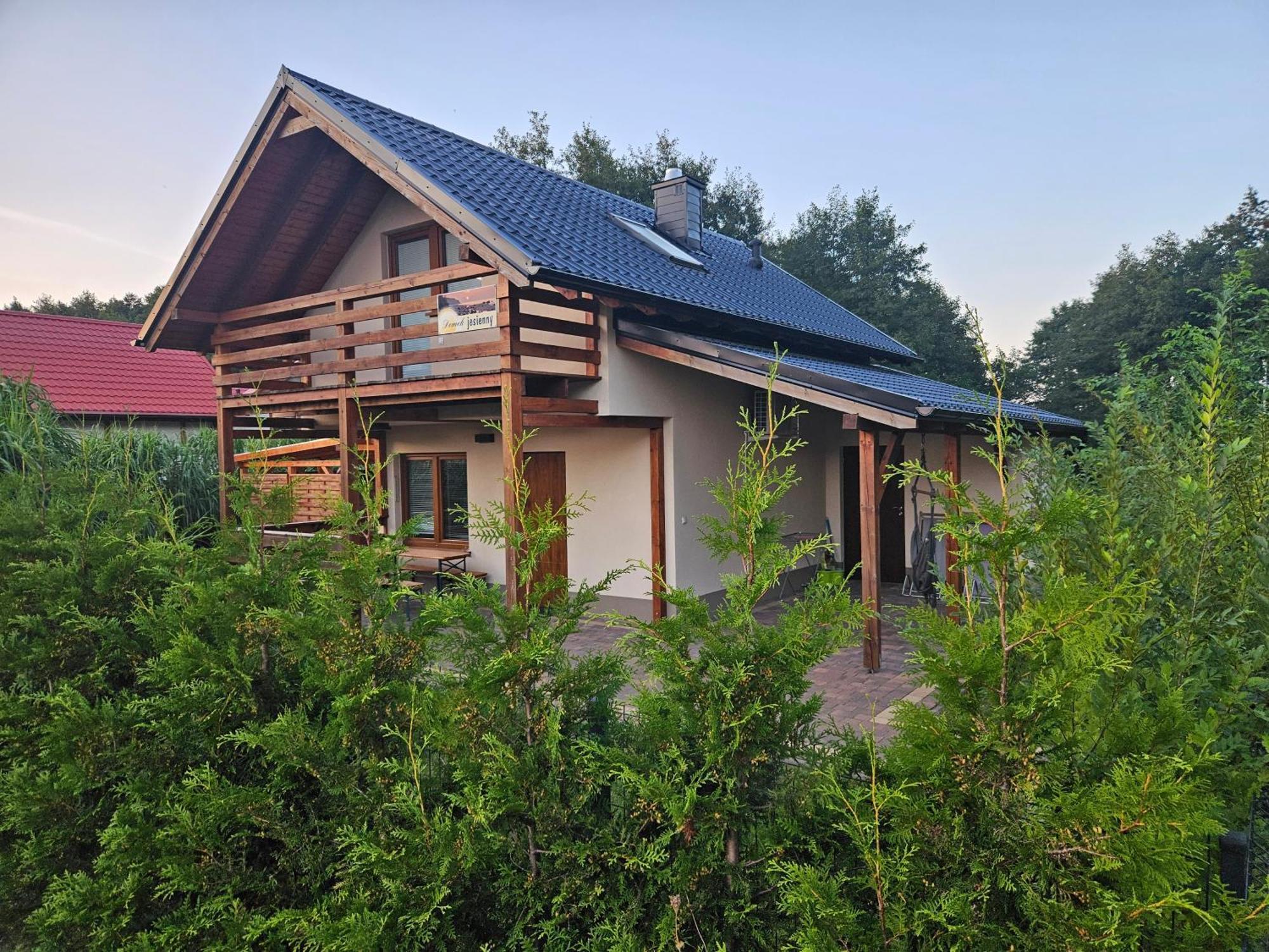 Osada Cztery Pory Roku - Dom Jesien Villa Kopalino Exterior photo